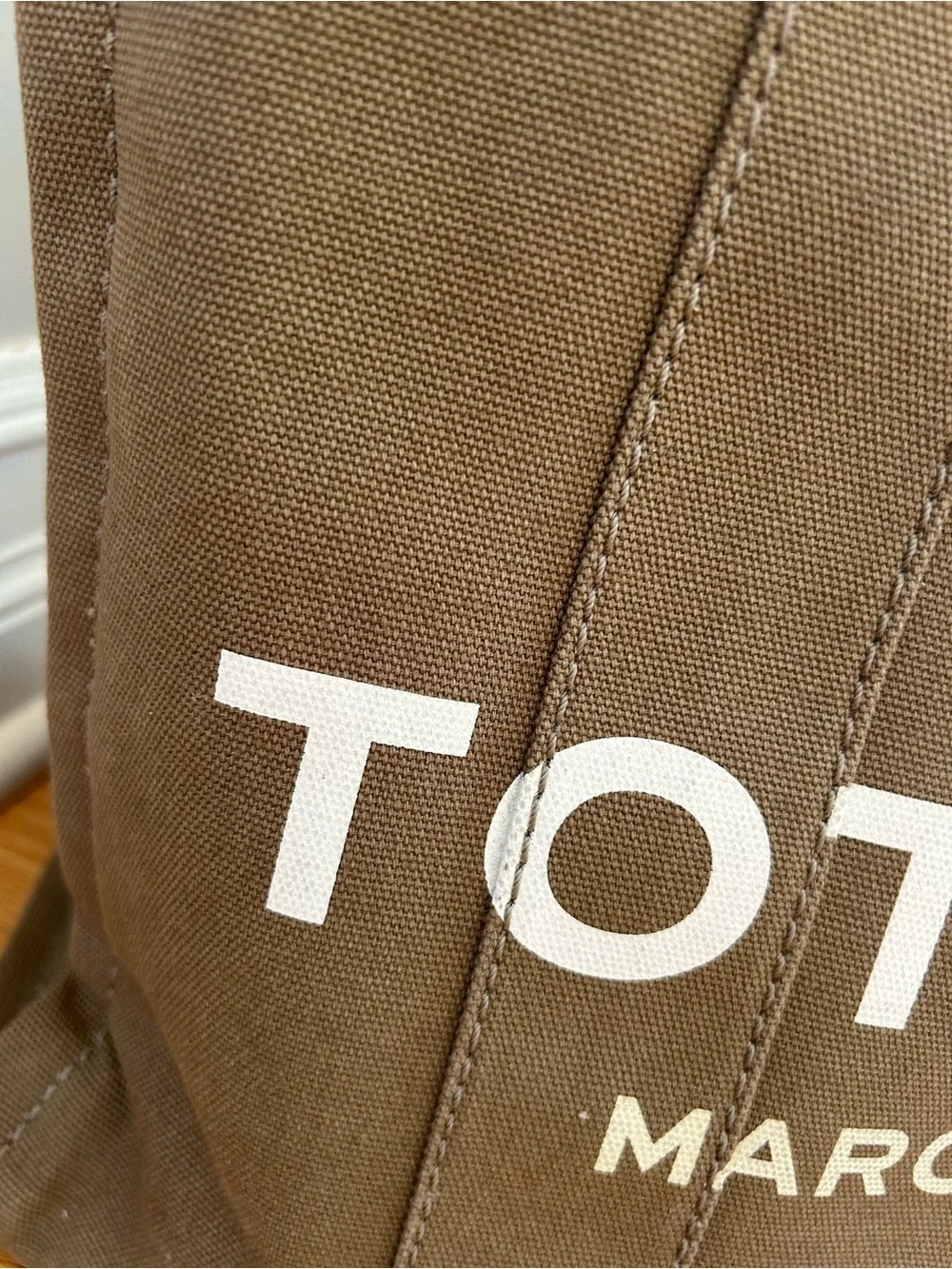 Marc Jacobs THE TOTE BAG